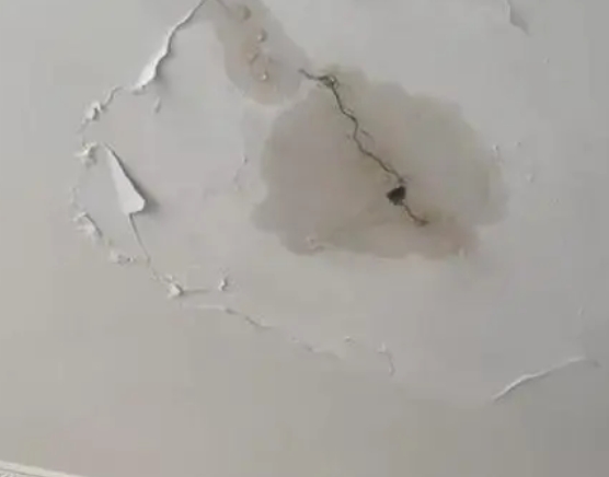 偃师阳台漏水维修公司分享下屋面防水工程质量问题原因分析